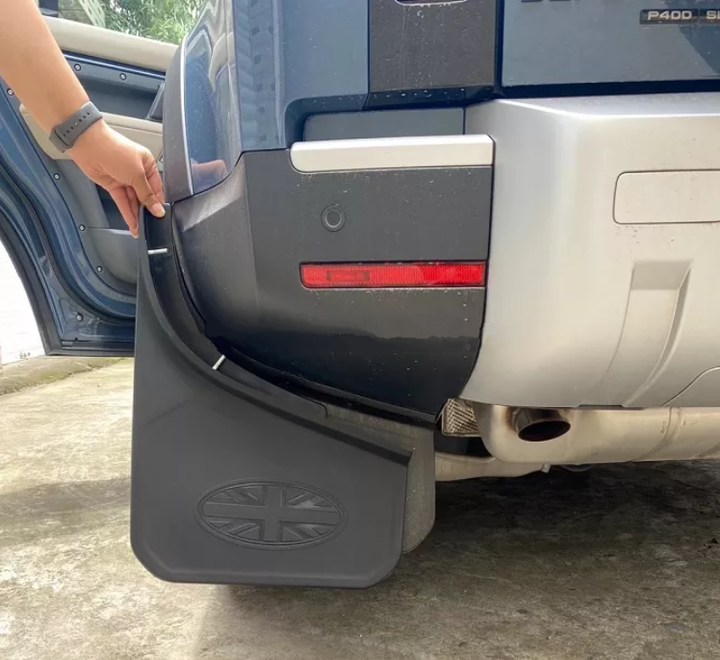 LAND ROVER DEFENDER MUDFLAPS 90 AND 110 2020-23 WITH UNION JACKS L663 MUD GUARD